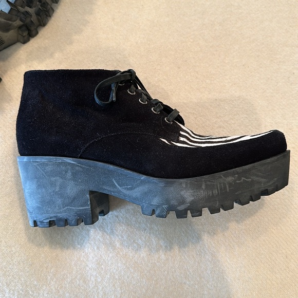 Miu Miu black and cream suede and pony hair lace up ankle boots size 36 - Picture 5 of 7